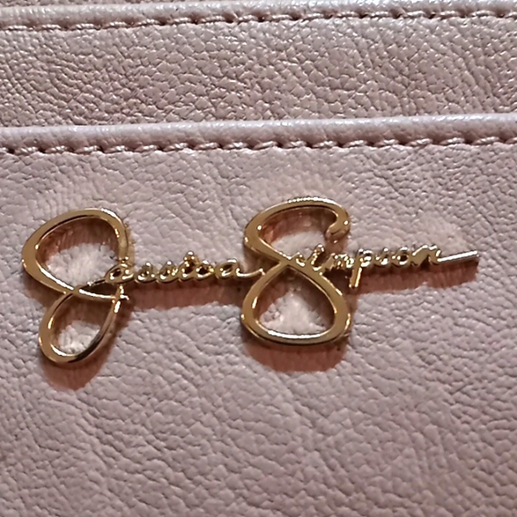 Jessica Simpson Wallet. NWT. Powder Blush. With built in Key Chain. - Picture 4 of 11